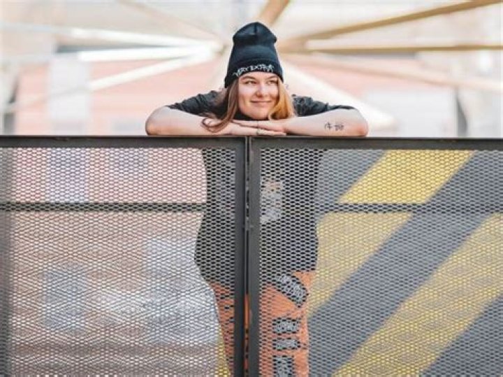 Unveiling The Remarkable Journey Of Dion Timmer: Age And Its Impact